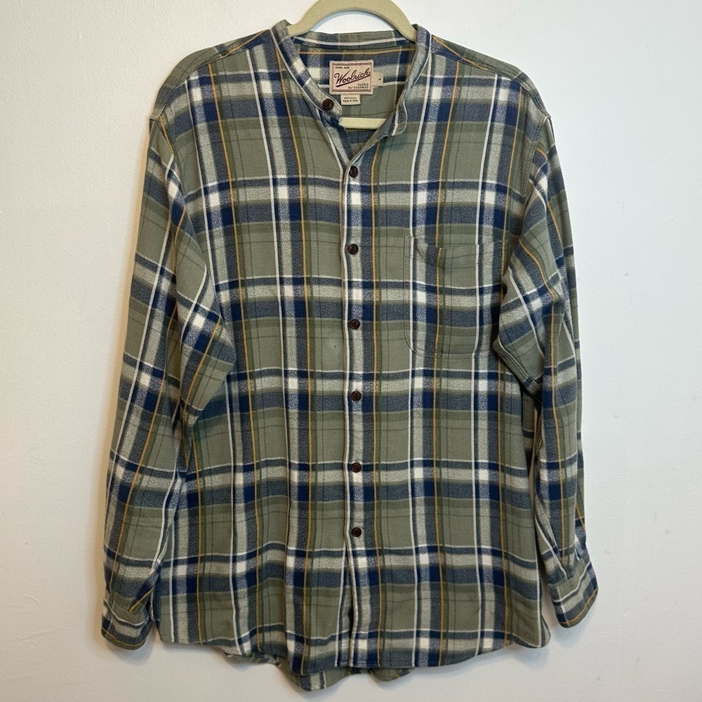 Woolrich Men’s Plaid Flannel Shirt Sz L Large Green Blue Yellow Lightweight